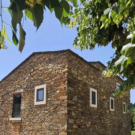 Lodge Linhares - Turismo, Natureza E Aventura *
