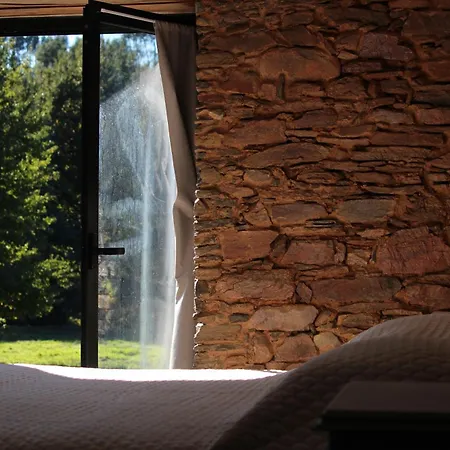 Lodge Linhares - Turismo, Natureza E Aventura *