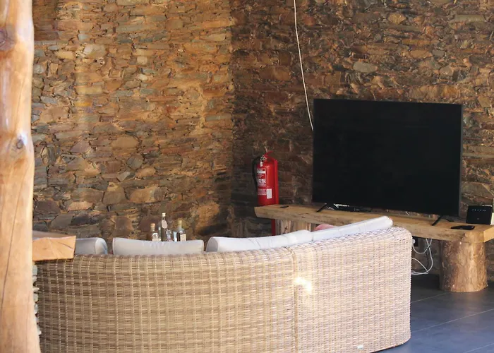 בית כפרי Linhares - Turismo, Natureza E Aventura *